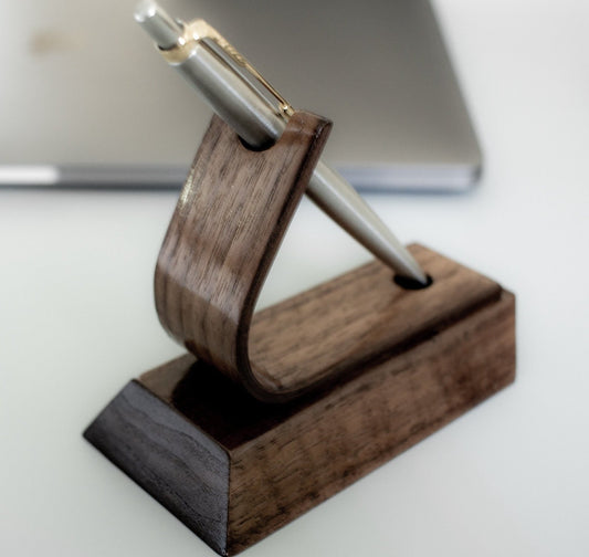 Single pen holder